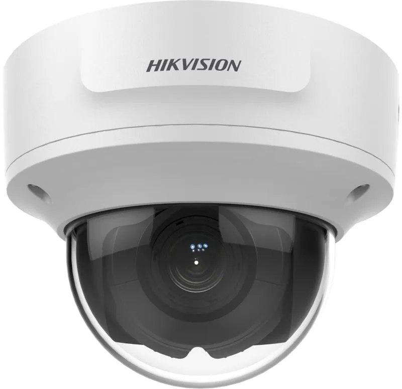 Cámara IP domo Hikvision de 5 MP, lente 2,7–13,5 mm,  IR 40 mts, PoE, IP67, IK10